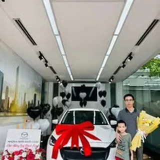 Hoạt động tư vấn và giao xe Mazda tại Hà Nội 1