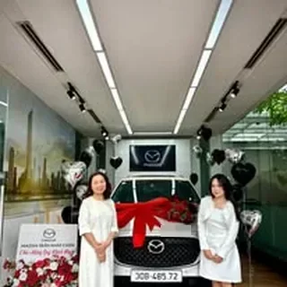 Hoạt động tư vấn và giao xe Mazda tại Hà Nội 3